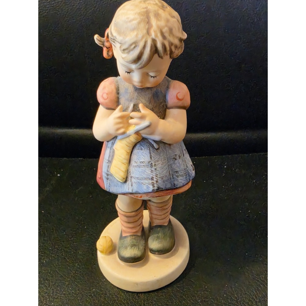 Vintage Goebel Hummel Figurine A Stitch in Time #255 Large Size 6.5" 1963